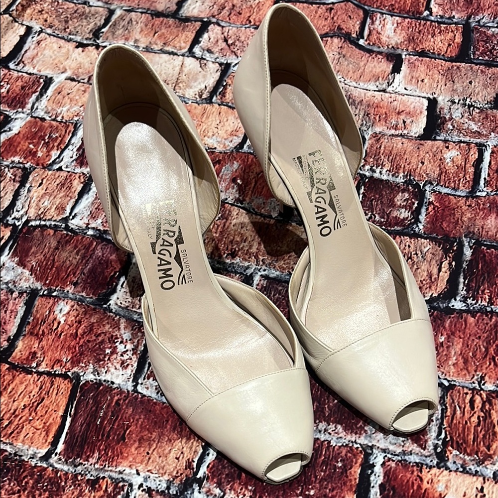 Salvatore Ferragamo Cream Heels with Peep-Toe
